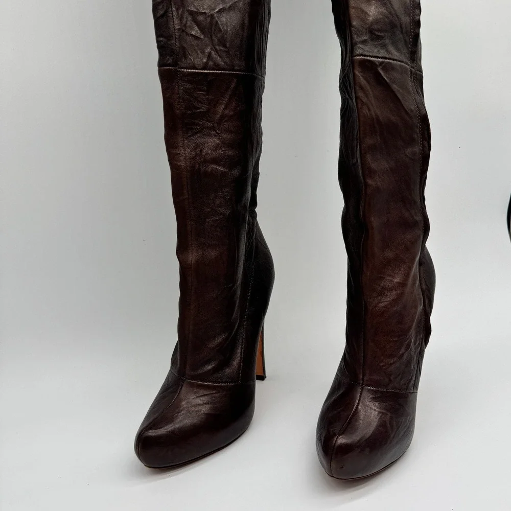 Report Signature crafted from